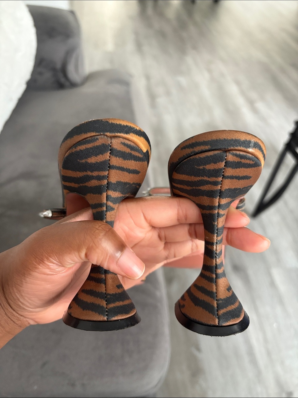 Amina Muaddi Karma Mini Spikes Tiger Print Sandal (some spikes missing) 38.5 - Picture 6 of 10